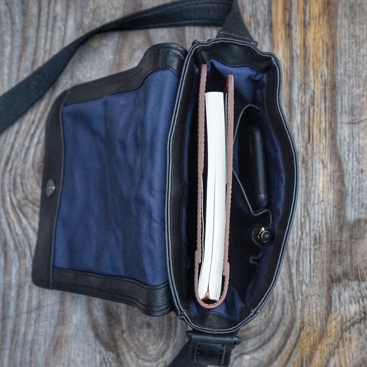 Kleine Umhängetasche Brisbane